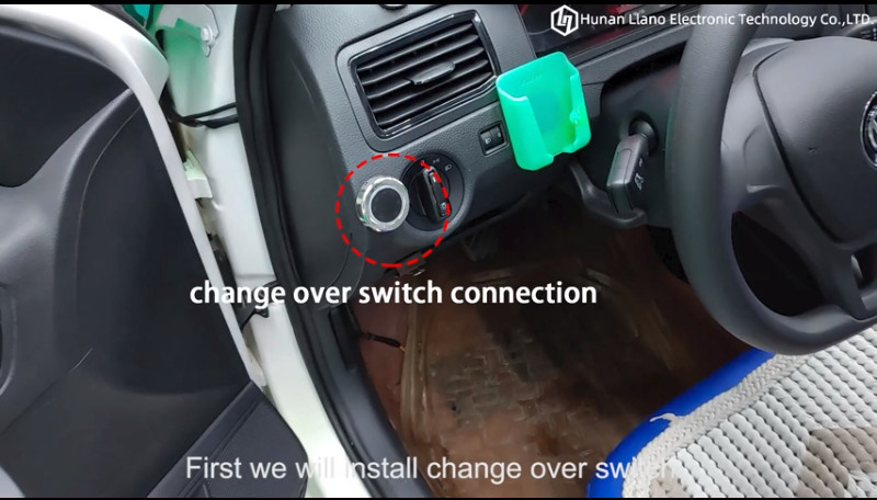 Latest company Cases about 3-6 verandering over schakelaarverbinding en de gealigneerde verbinding van zekeringsbladen