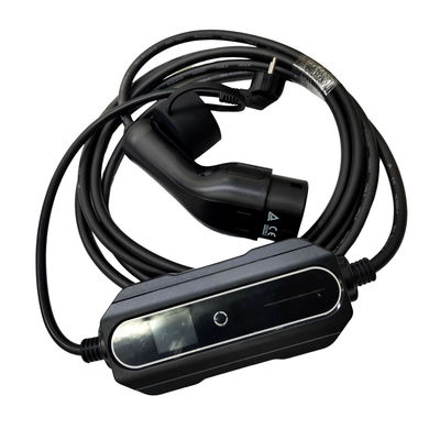 Good price IEC62196 standaardstop in Draagbare Lader 1 Fase AC 16A Regelbare 3.5kw van EV online